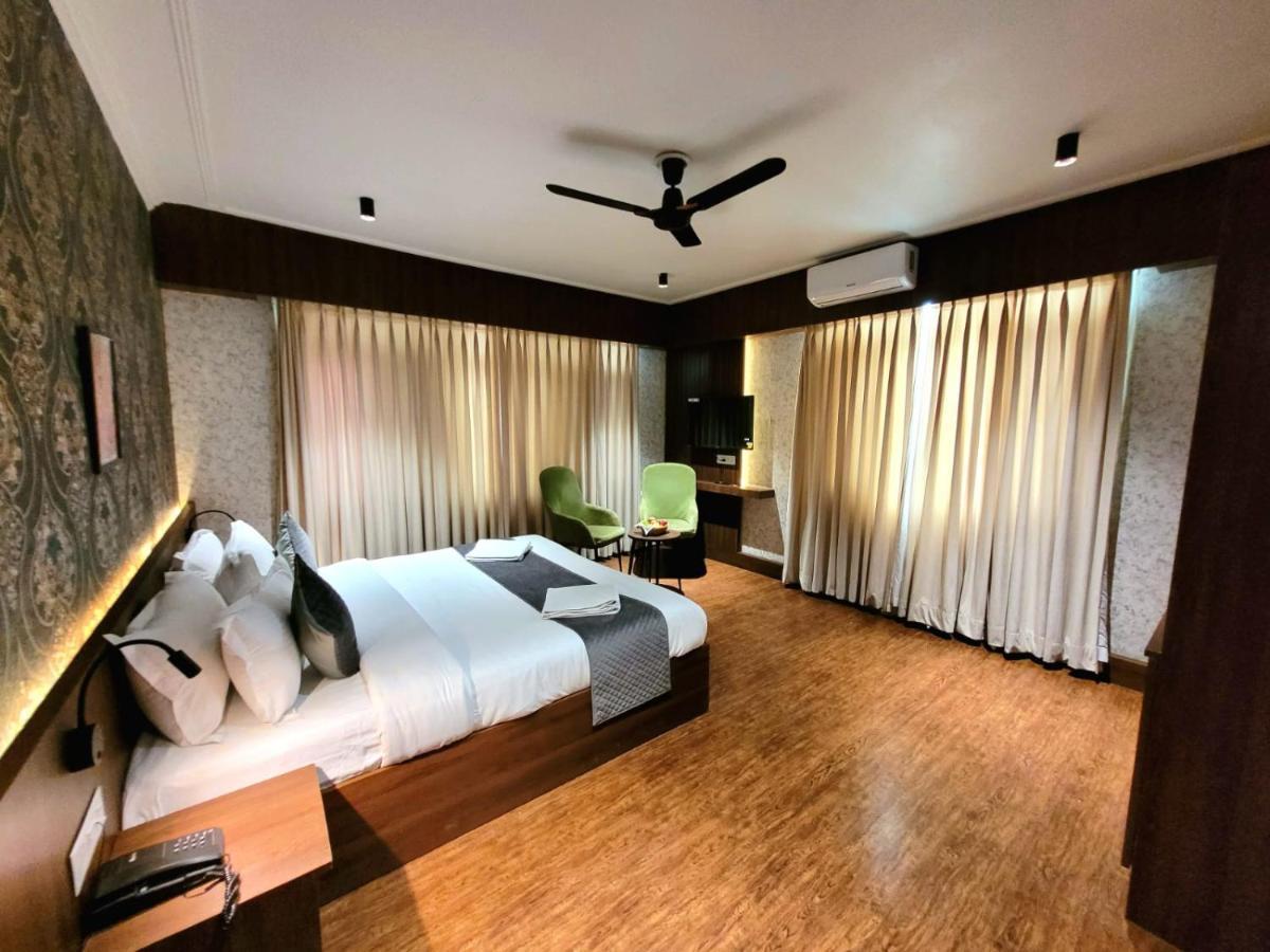 Hotel Green Rooms, Vintage Luxury Near Dal Lake Σριναγκάρ Εξωτερικό φωτογραφία