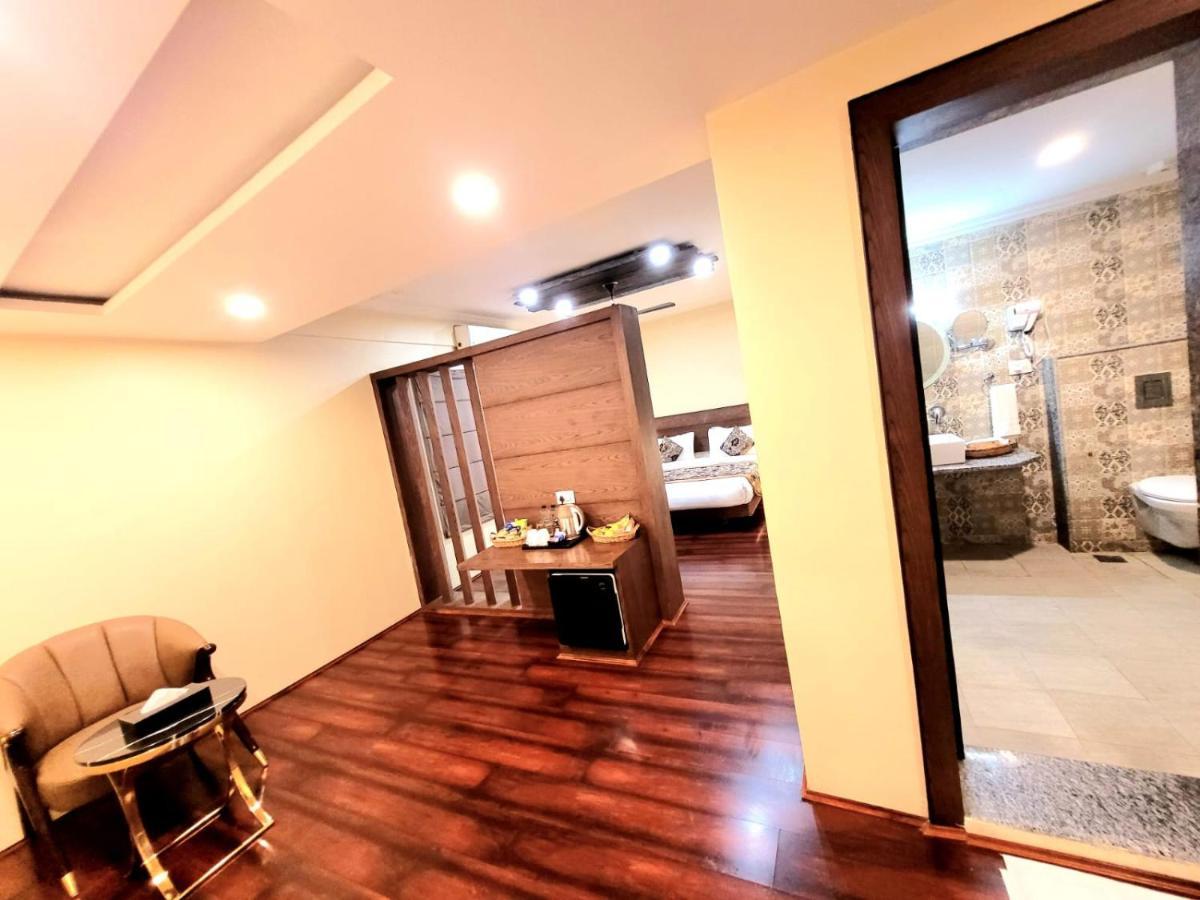 Hotel Green Rooms, Vintage Luxury Near Dal Lake Σριναγκάρ Εξωτερικό φωτογραφία